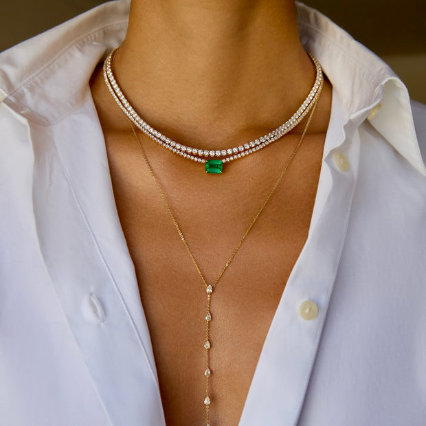 HEPBURN CHOKER WITH EMERALD CUT EMERALD CENTER